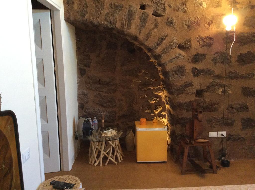 Le Maioliche Hotel Scauri  Exterior photo